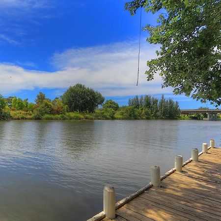 Nrma Bairnsdale Riverside Holiday Park Buitenkant foto